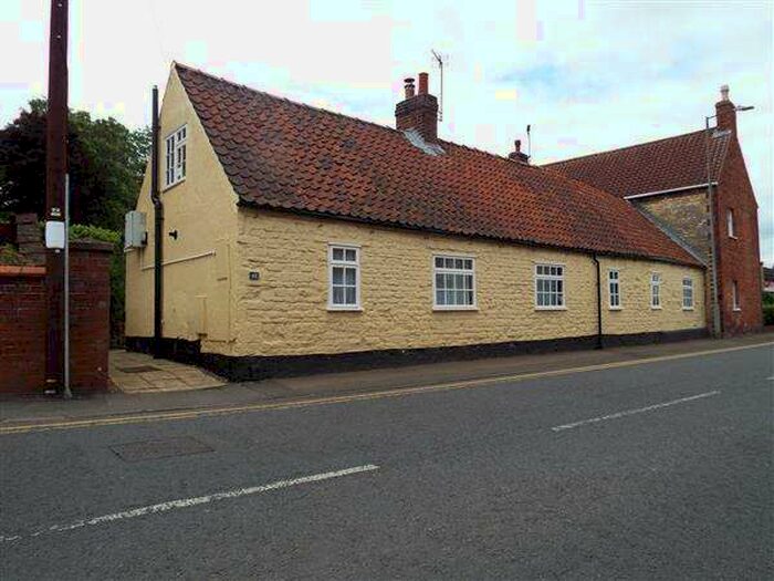 2 Bedroom Cottage To Rent In Main Road, , Washingborough, LN4
