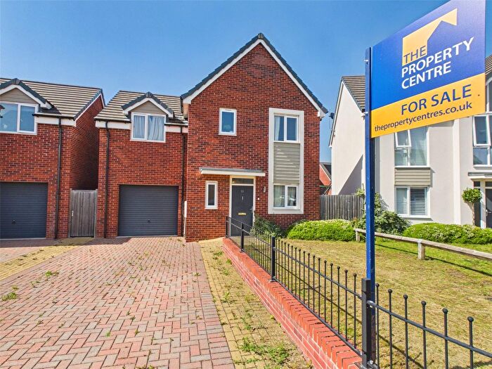 3 Bedroom Detached House For Sale In Romney Way, Worcester, Worcestershire, WR5