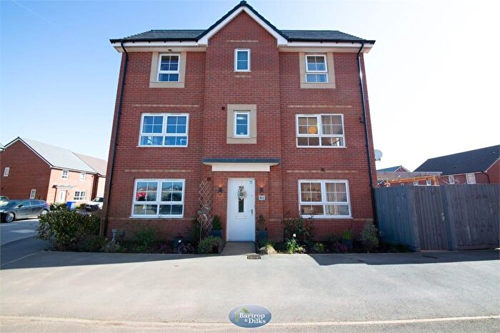 4 Bedroom Semi-Detached House To Rent In Harlequin Drive, Worksop, S81