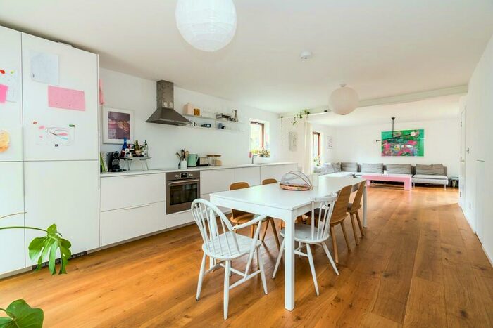 4 Bedroom Semi-Detached House To Rent In Reedham Street, London, SE15
