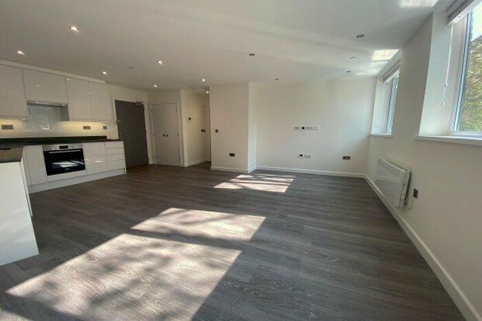 1 Bedroom Flat To Rent In Ashley Road, Altrincham, WA14