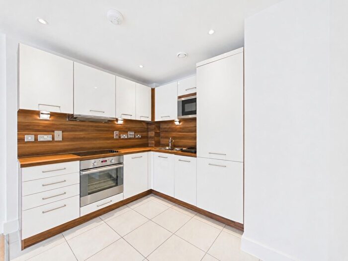 1 Bedroom Flat For Sale In Armstrong Drive, Worcester, Worcestershire, WR1