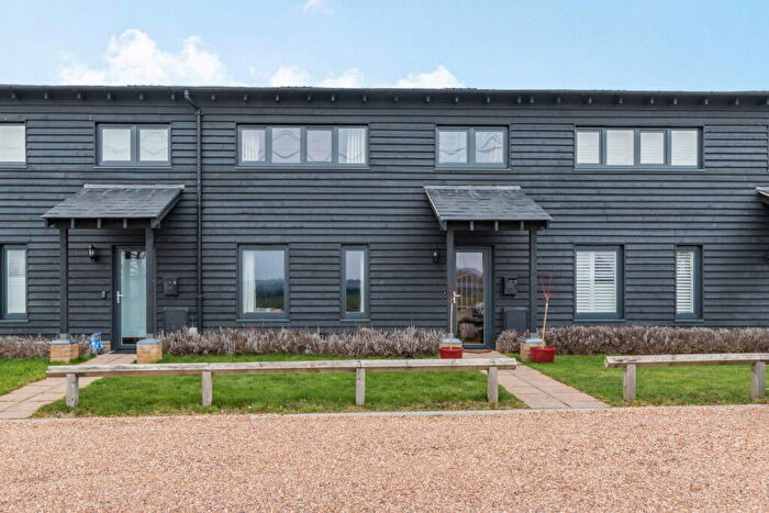 4 Bedroom Terraced House For Sale In Northfleet Green, Gravesend, DA13