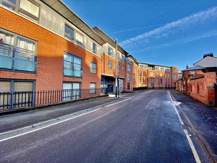 2 Bedroom Flat To Rent In East Cliff, Preston, PR1