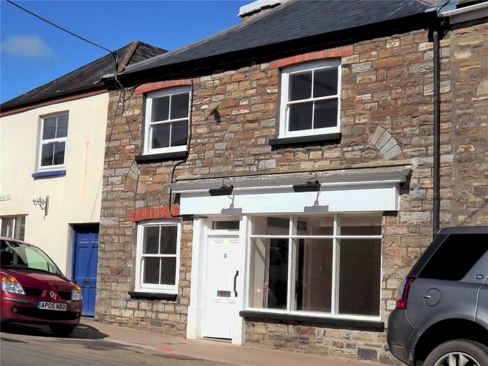 2 Bedroom Flat To Rent In Brook Street, Bampton, Devon, EX16