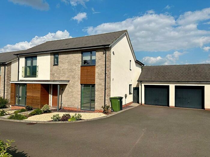 4 Bedroom Detached House For Sale In Moorcroft Lane, Hereford, HR1