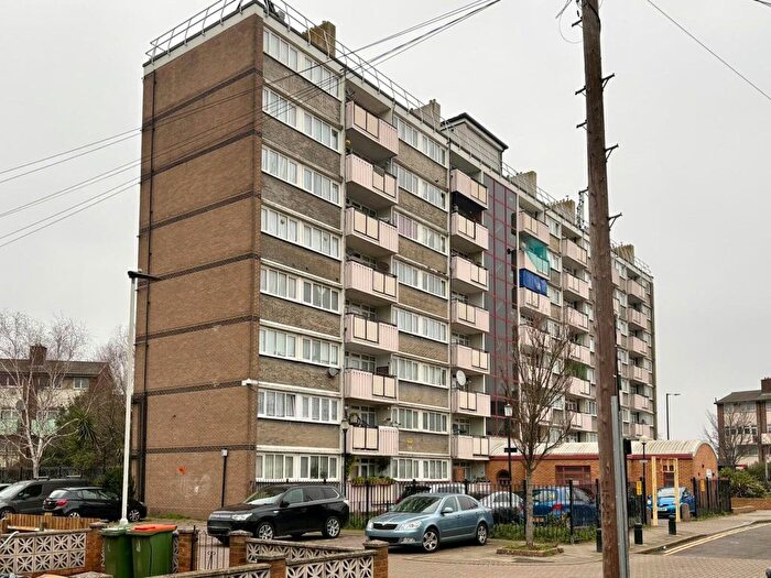 1 Bedroom Flat To Rent In Newham, London, E16