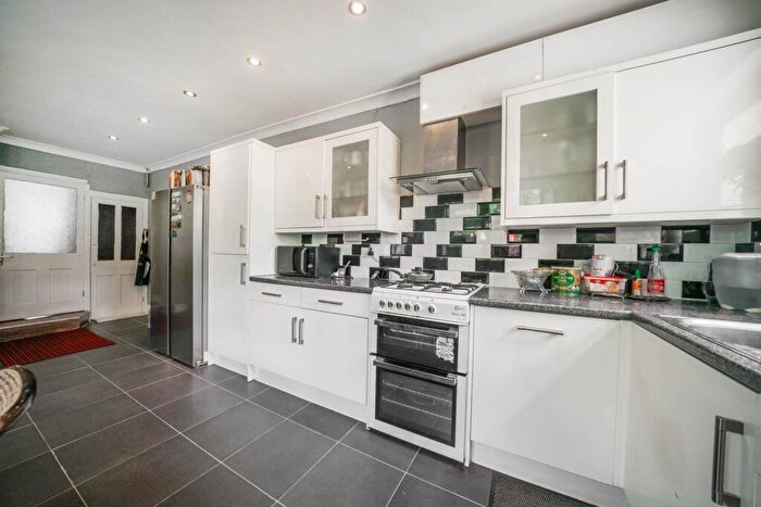 3 Bedroom Terraced House For Sale In Cecil Road, London, E13