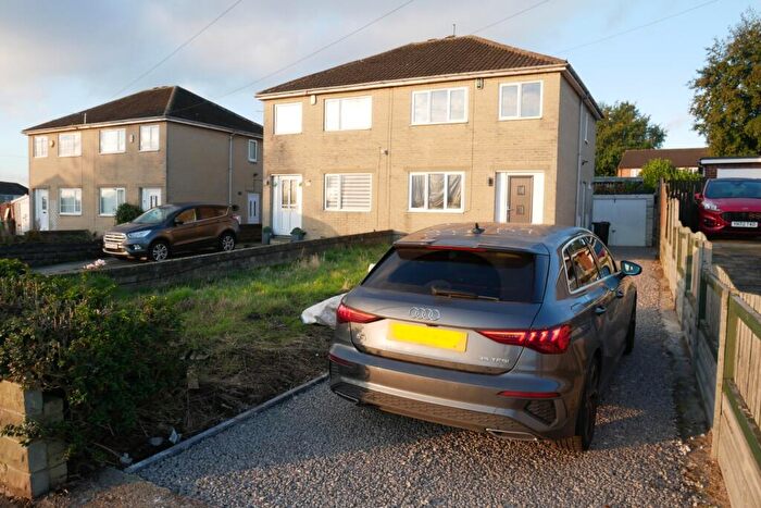 3 Bedroom Semi-Detached House To Rent In Brown Royd Avenue, Huddersfield, West Yorkshire, HD5