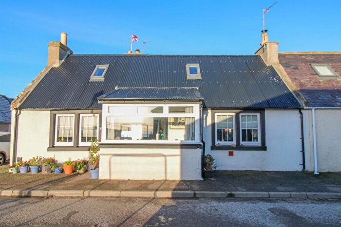 3 Bedroom End Of Terrace House For Sale In Main Street, Balintore, Tain, IV20