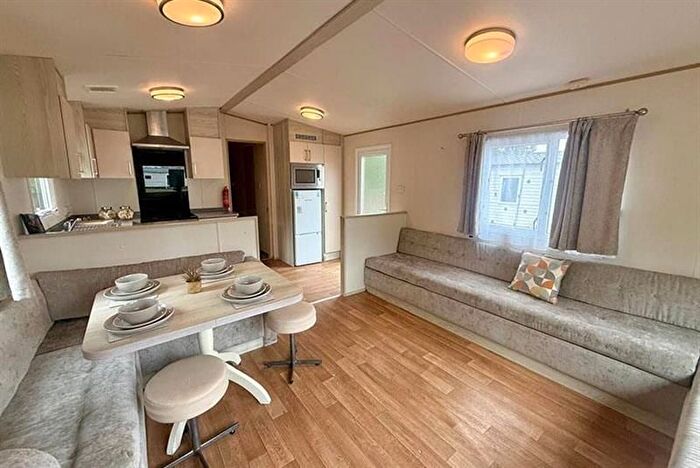 3 Bedroom Park Home For Sale In Craigielands Park, Beattock, Moffat, DG10