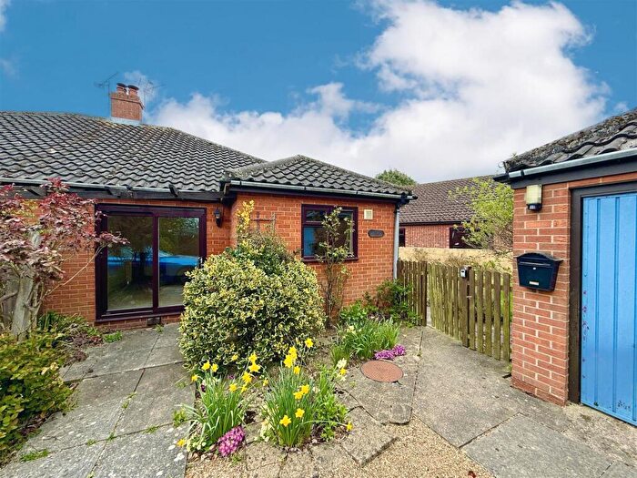2 Bedroom Bungalow For Sale In Station Road, Potter Heigham, NR29