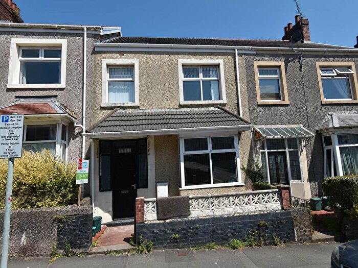 5 Bedroom Property To Rent In Rhyddings Park Road, Brynmill, Swansea, SA2