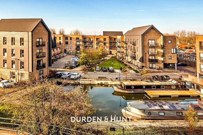 2 Bedroom Flat For Sale In Lea Road, Waltham Abbey, EN9