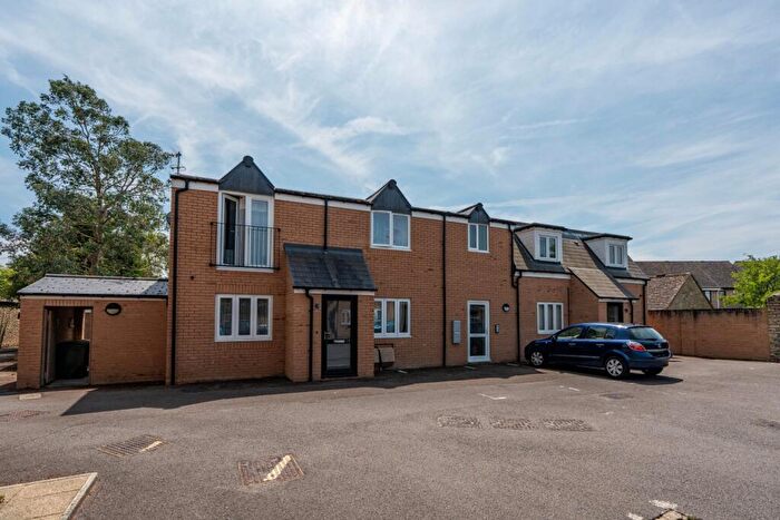1 Bedroom Apartment To Rent In Lyne Road, Kidlington, Oxfordshire, OX5
