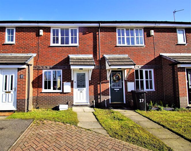 2 Bedroom Terraced House To Rent In Mead Road, Leeds, LS15