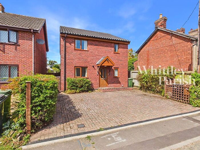 3 Bedroom Detached House For Sale In Needham Road, Harleston, IP20