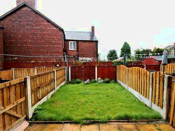 2 Bedroom Detached House To Rent In 25 Barnsley Roaddarfieldbarnsley, S73