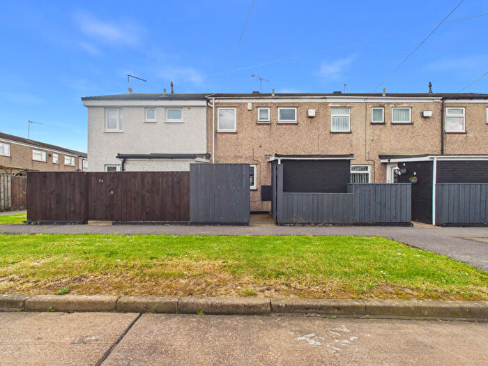 3 Bedroom Terraced House For Sale In Wareham Close, Hull, HU7