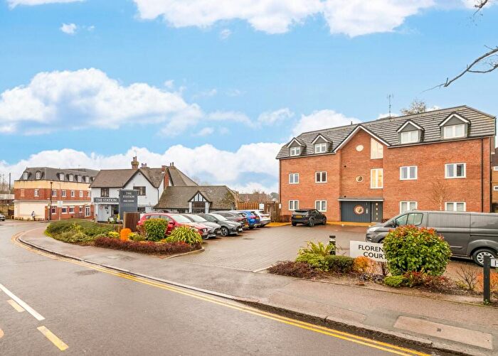 2 Bedroom Apartment For Sale In Park Lane, Knebworth, Hertfordshire, SG3