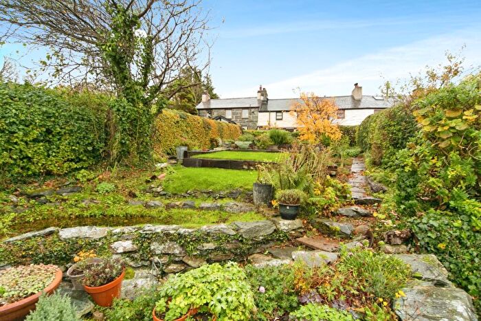 3 Bedroom End Of Terrace House For Sale In Carreg Y Gath, Rhiwlas, Bangor, Gwynedd, LL57