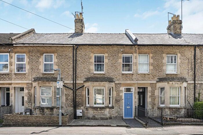 2 Bedroom Terraced House For Sale In Ashcroft Road, Cirencester, GL7