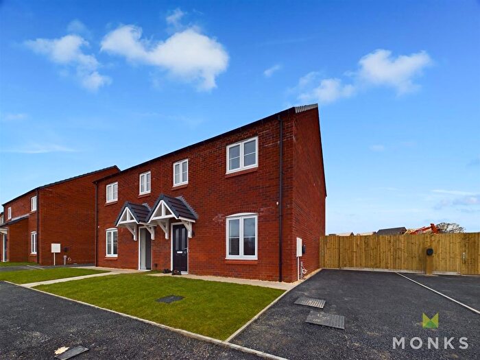 3 Bedroom Property For Sale In Kettlemere Close, Oakmere Ridge, Ellesmere, SY12