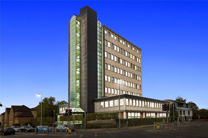 2 Bedroom Apartment To Rent In Rivers House, Springfield Road, Chelmsford, Essex, CM2