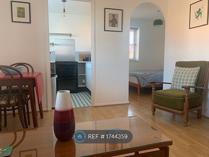 Studio To Rent In Barnes House John Williams Close, London, SE14