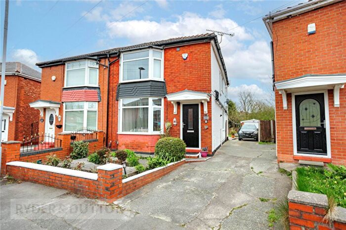 2 Bedroom Semi Detached House For Sale In Waverley Crescent, Droylsden, Manchester, Greater Manchester, M43
