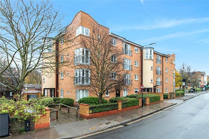 1 Bedroom Flat To Rent In Eastway, London, E9