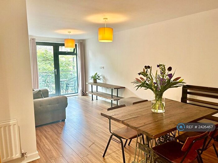 2 Bedroom Flat To Rent In Pennywell Road, Bristol, BS5