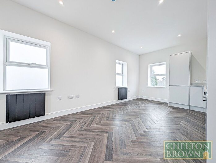 2 Bedroom Flat To Rent In Billing Road, Northampton, NN1