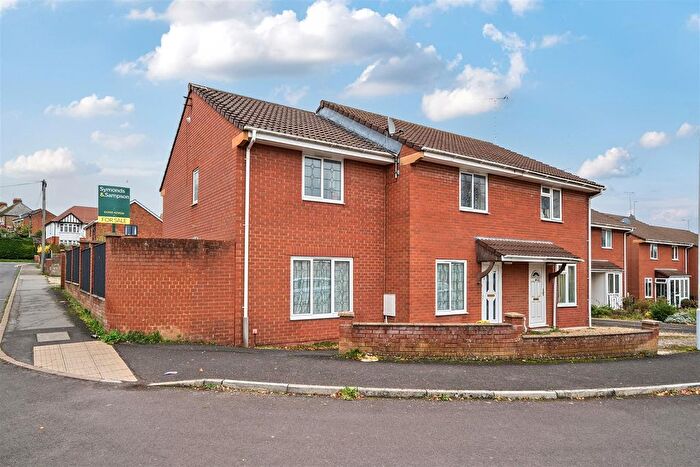 4 Bedroom Semi Detached House For Sale In Summerhouse View, Yeovil, BA21