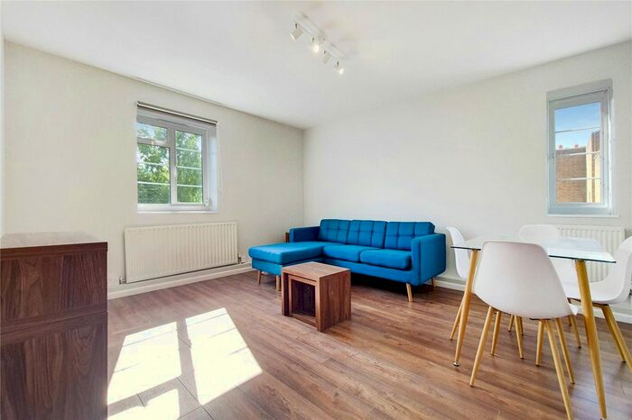 3 Bedroom Flat To Rent In Maida Vale, London, W9