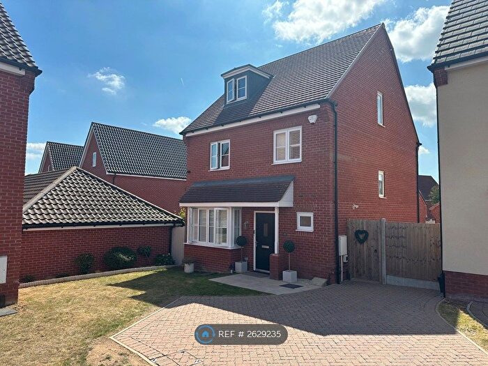 4 Bedroom Detached House To Rent In Stamford Drive, Laindon, SS15