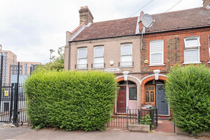 1 Bedroom Flat To Rent In Hawarden Road, Walthamstow, E17