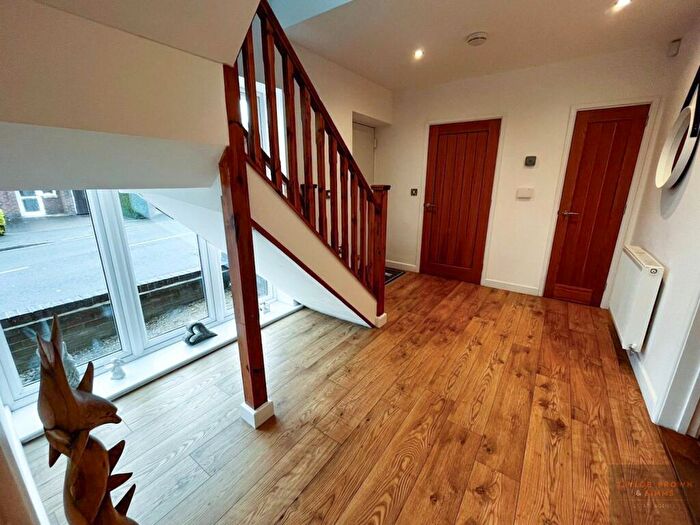 3 Bedroom Detached House For Sale In High Street, Loscoe, Heanor, Derbyshire, DE75