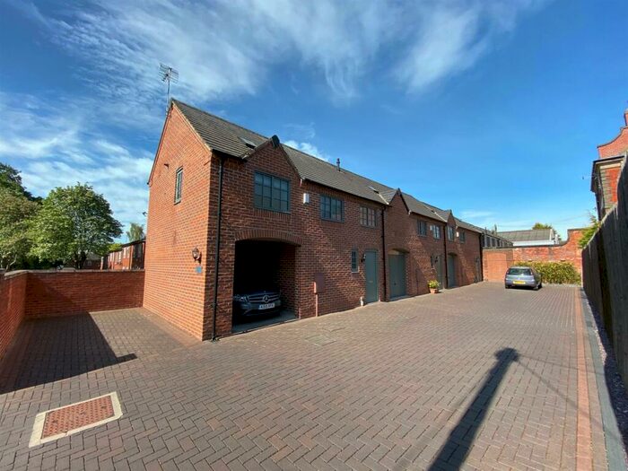 2 Bedroom Character Property To Rent In Elms Street, Derby, DE1