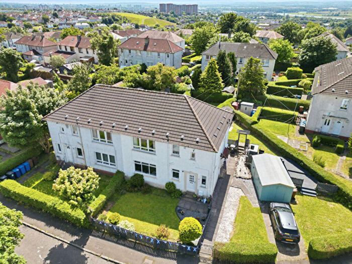 2 Bedroom Flat For Sale In Maple Drive, Parkhall, G81