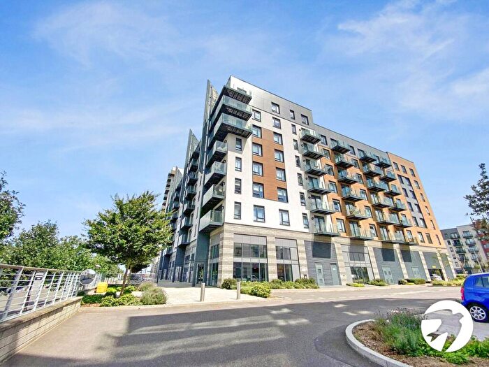 2 Bedroom Flat To Rent In Peninsula Quay, Pegasus Way, Gillingham, Kent, ME7