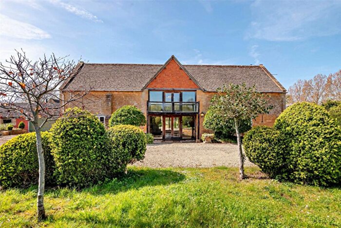 3 Bedroom House For Sale In Didbrook Fields, Toddington, GL54