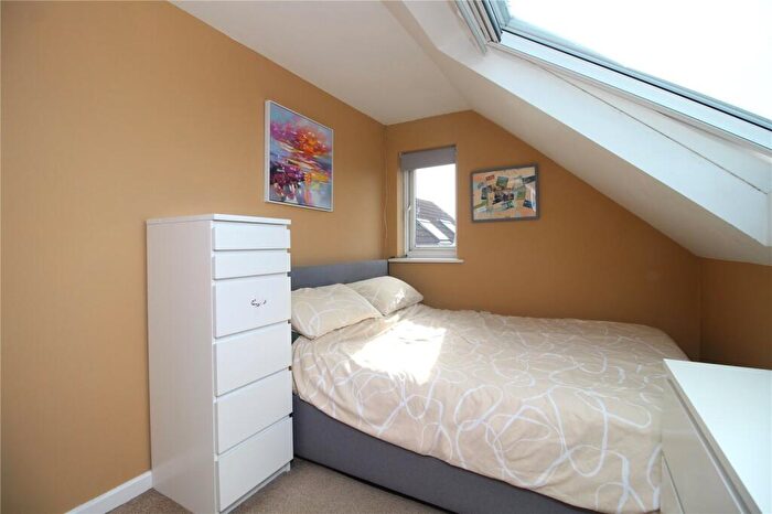 1 Bedroom Apartment For Sale In Eastlands, New Milton, Hampshire, BH25