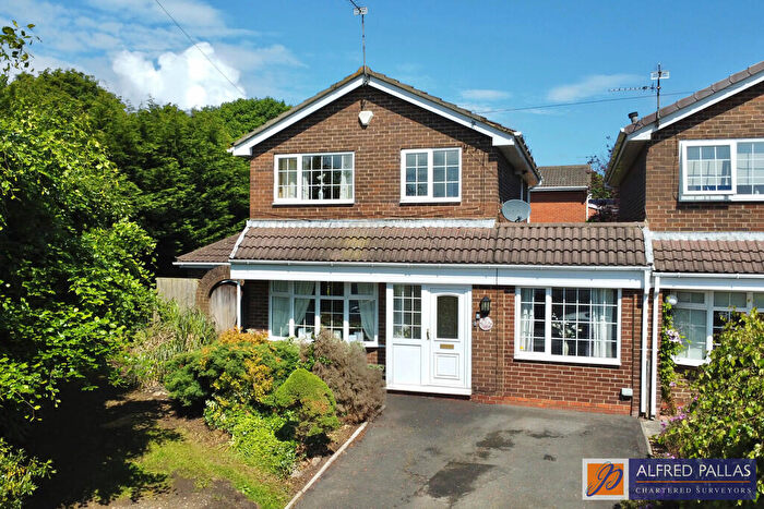 5 Bedroom Detached House For Sale In Windermere, Cleadon Village, SR6