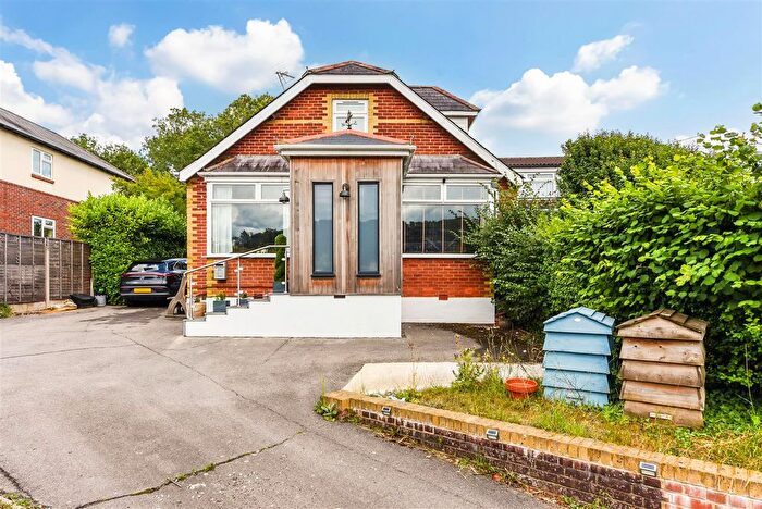 5 Bedroom Detached House For Sale In Lovedean Lane, Lovedean, PO8