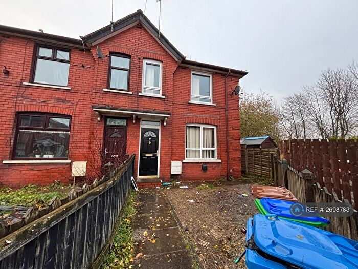 2 Bedroom Semi Detached House To Rent In Firgrove Gardens, Rochdale, OL16