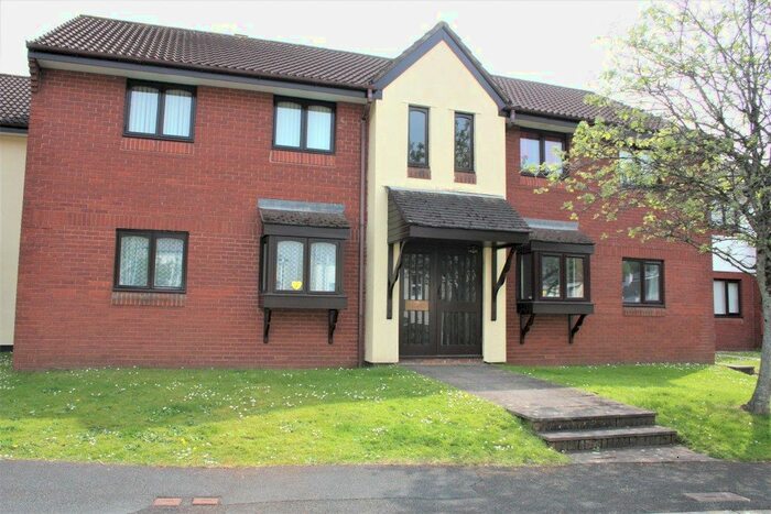 2 Bedroom Flat To Rent In Finch Close, Plymouth, PL3