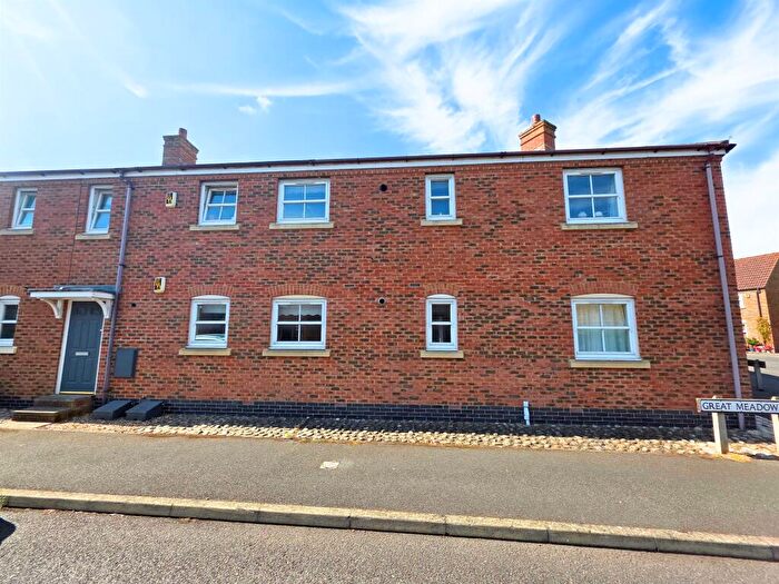 1 Bedroom Maisonette For Sale In Great Meadow Way, Aylesbury, HP19