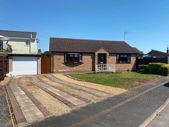 2 Bedroom Bungalow For Sale In Ronaldsway, Doddington, PE15