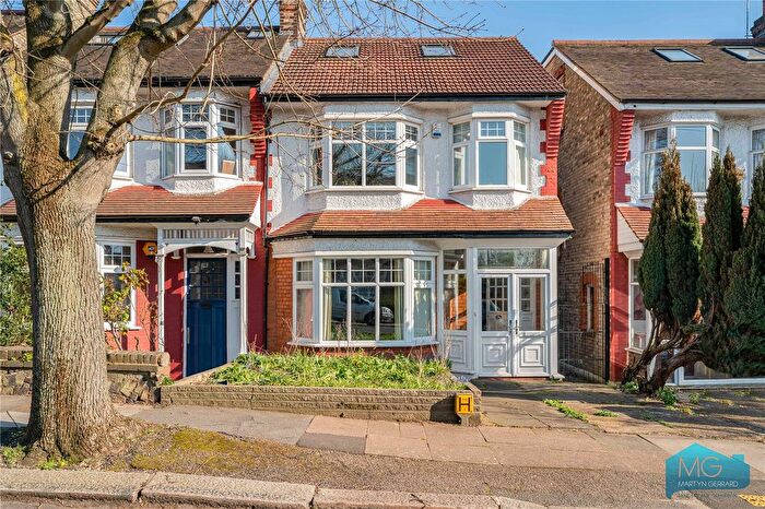 5 Bedroom End Terrace House For Sale In Broomfield Avenue, London, N13